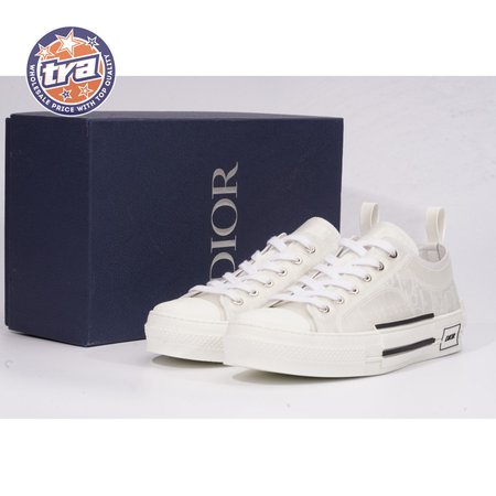 Dior B23 Low Top Logo Oblique size 35-46 ( runs half size bigger )