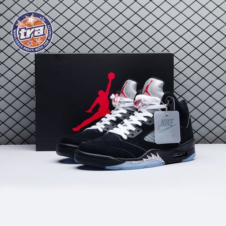 Air Jordan 5 'Black Metallic Reimagined' HF3975 001 Unisex