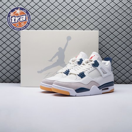 Jordan 4 SB "Summit White/Navy" DR5415-100 Unisex